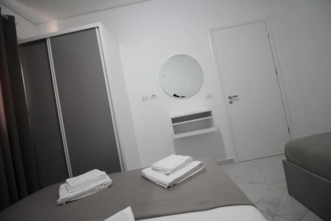Sky Apartments Sarande 0*,  Albania